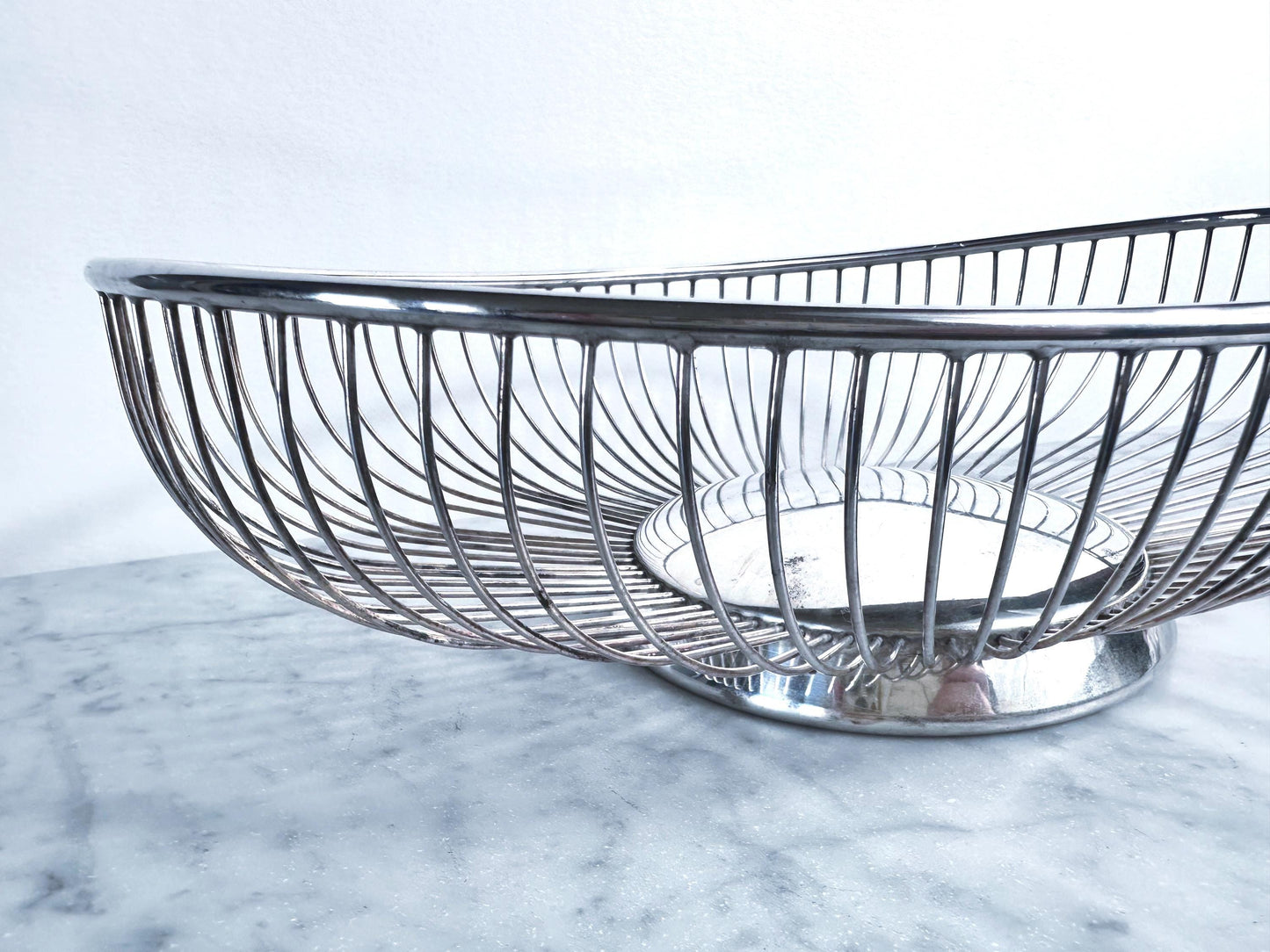 Raymond Silverplate Wire Bread Basket, Mid Century Oval