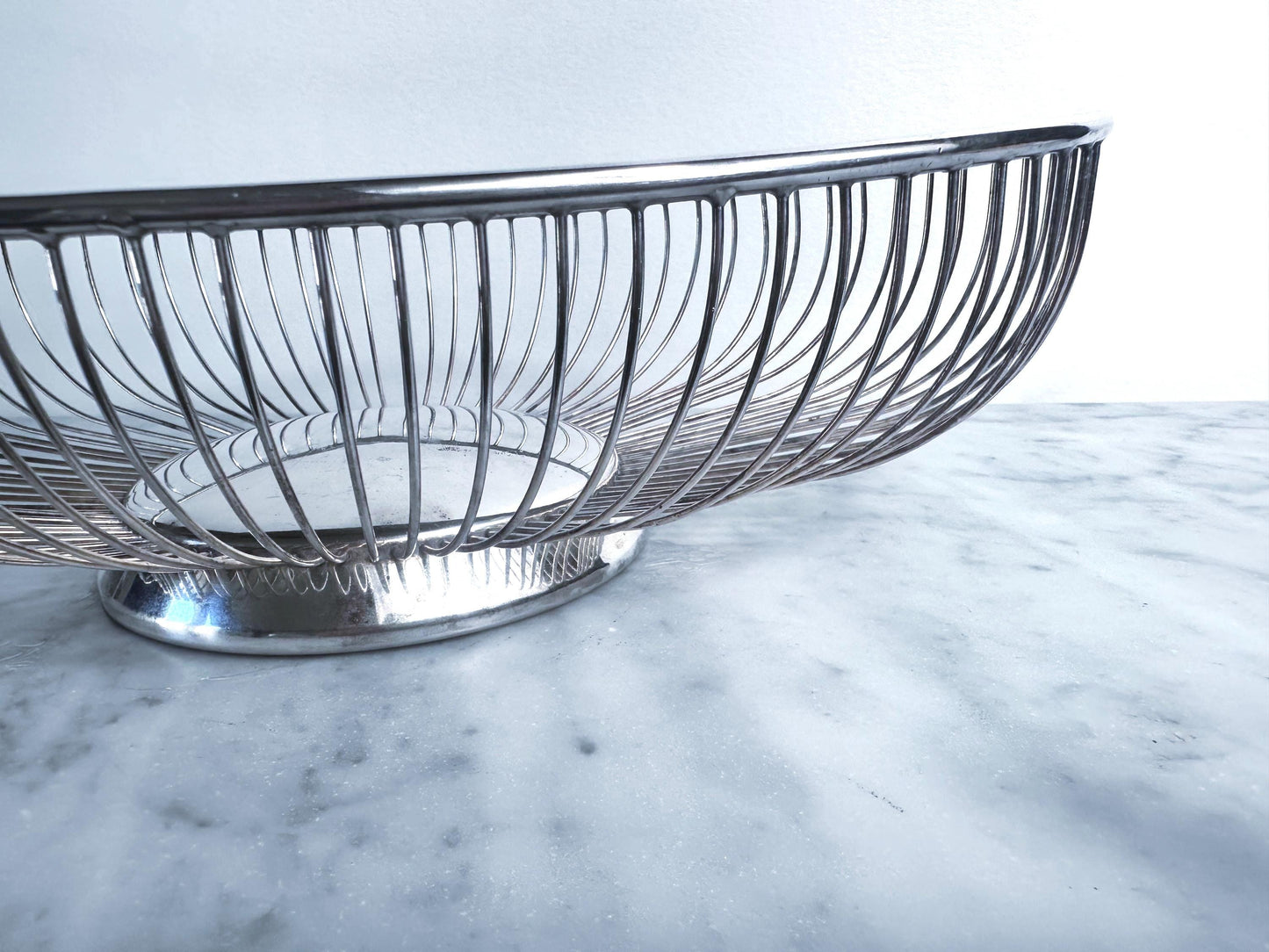 Raymond Silverplate Wire Bread Basket, Mid Century Oval