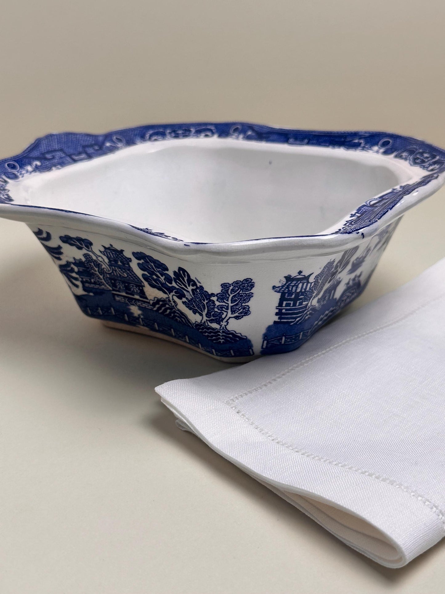 Allertons Blue Willow Covered Tureen, Staffordshire Transferware